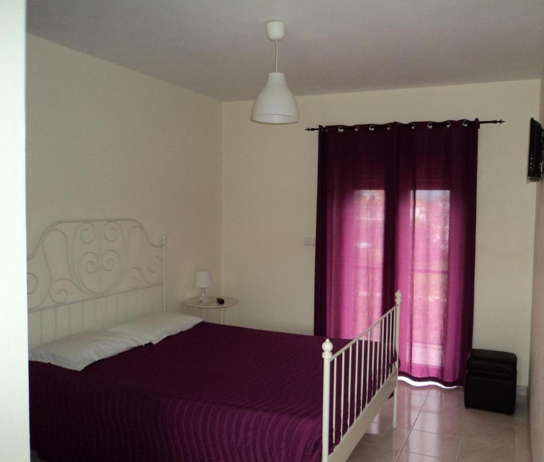 Pensao Repouso Do Peregrino Hotel ปาเรเจส เจ โครา ภายนอก รูปภาพ