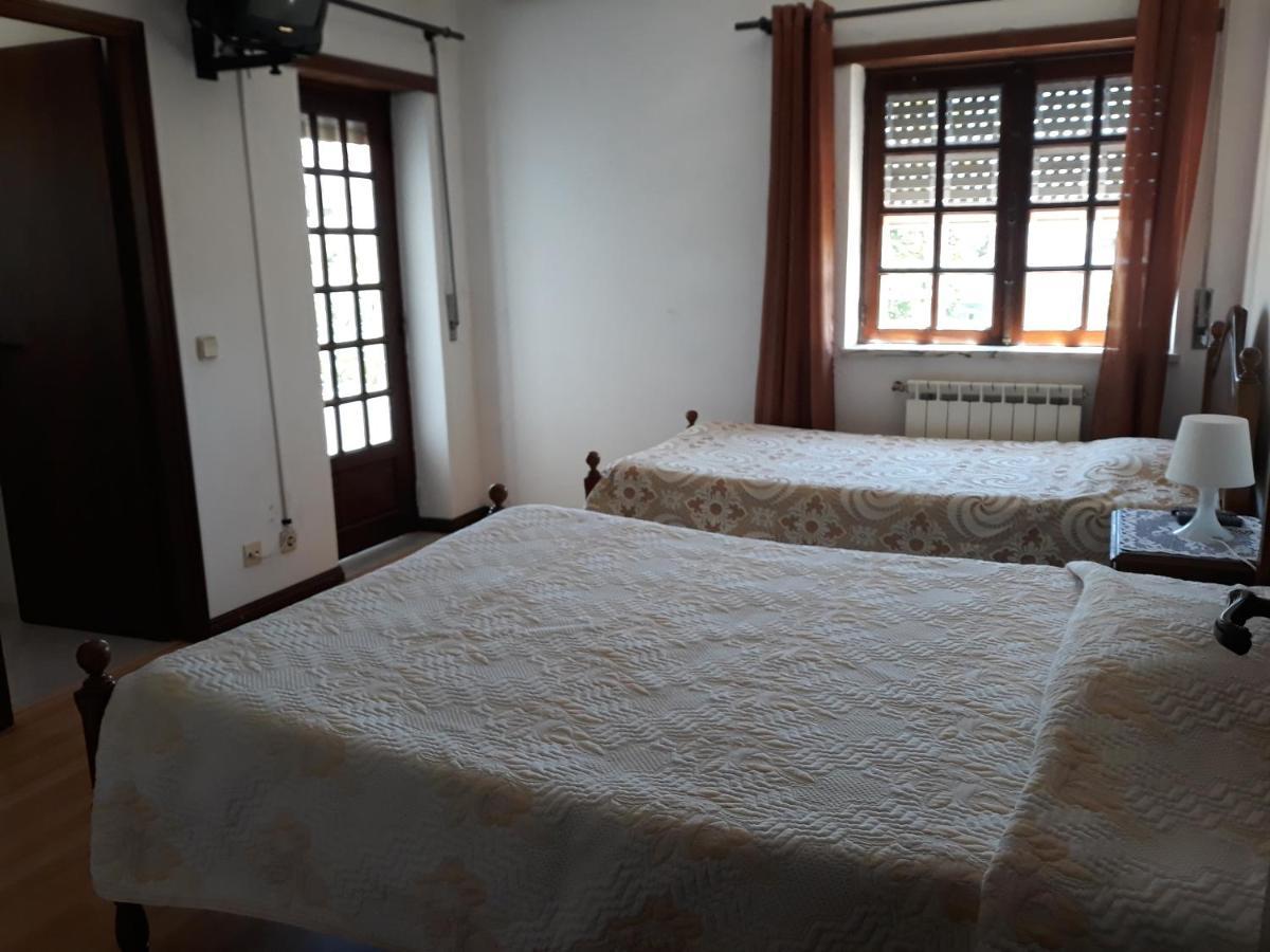 Pensao Repouso Do Peregrino Hotel ปาเรเจส เจ โครา ภายนอก รูปภาพ