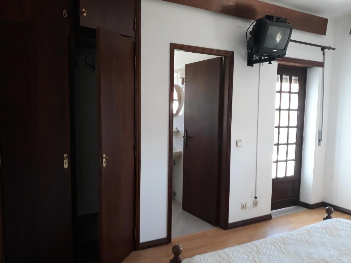 Pensao Repouso Do Peregrino Hotel ปาเรเจส เจ โครา ภายนอก รูปภาพ